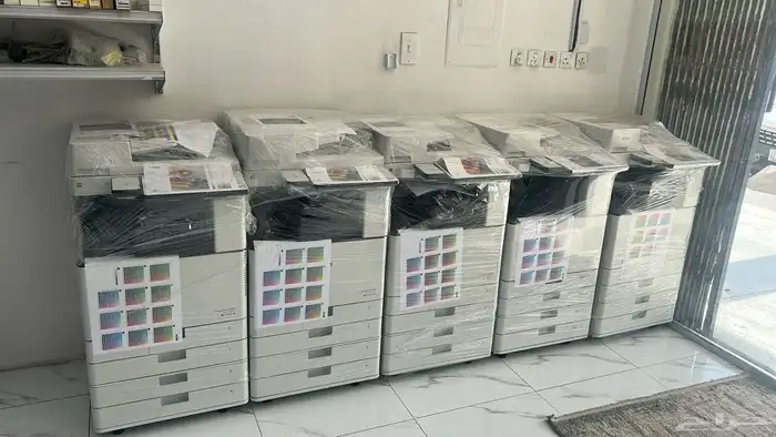 ماكينات تصوير ملون وأسود 6