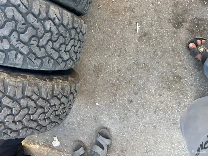 كفرات ودواي نص حجري مقاس 275 65 18 1
