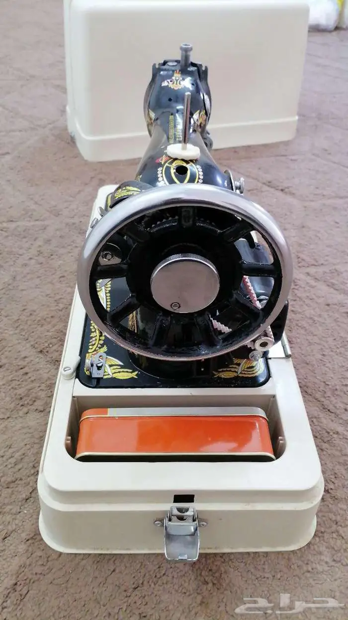 مكينة خياطة للبيع 1