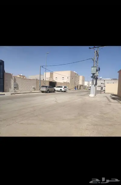 عمارة للبيع بالمذنب 3 شوارع- 1421متر 0
