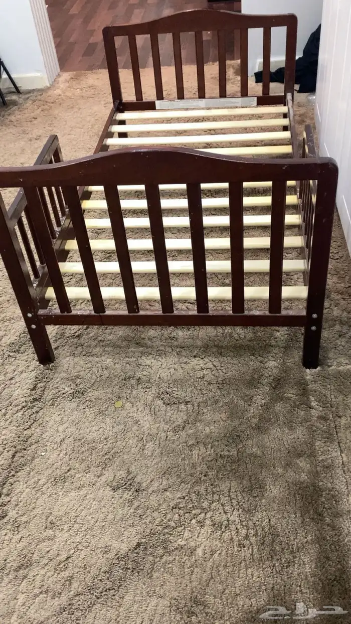 سرير أطفال 1