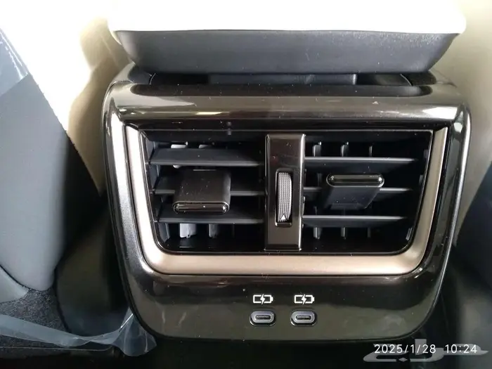 وارد اليحيى كراون بريميوم 2.5 لتر هجين فل رادار جلد 2025 12