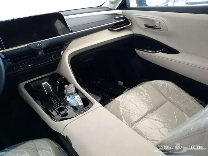 وارد اليحيى كراون ماجيستا 2.4 لتر تيربو هجين فل بانوراما2025 17