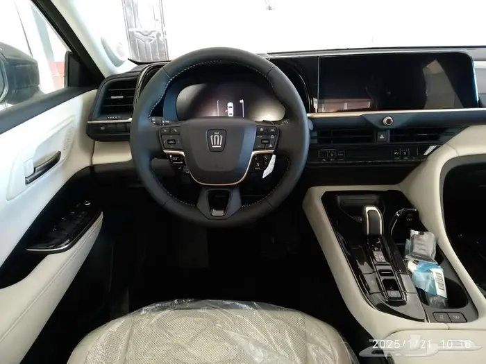 وارد اليحيى كراون ماجيستا 2.4 لتر تيربو هجين فل بانوراما2025 16