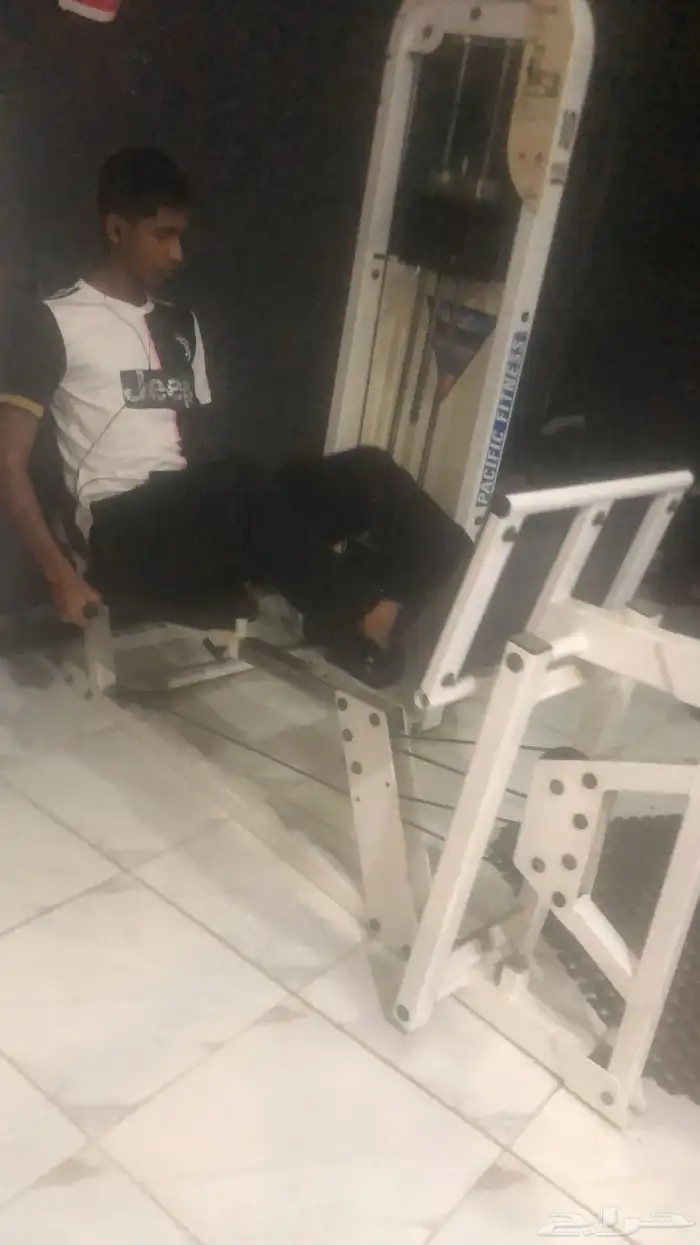 اجهزه حديد مستعمل امريكي وصيني التواضل واتس فقط 4