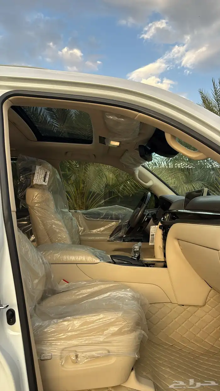 لكزس - LX570 سعودي مخزن 2021 تم للبيع مباع 16