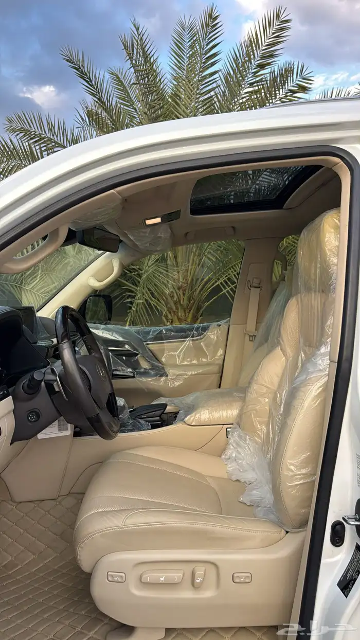 لكزس - LX570 سعودي مخزن 2021 تم للبيع مباع 11