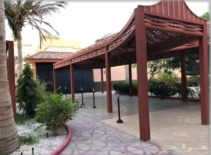 فيلا فاخرة للبيع في حي طيبة  جدة 1