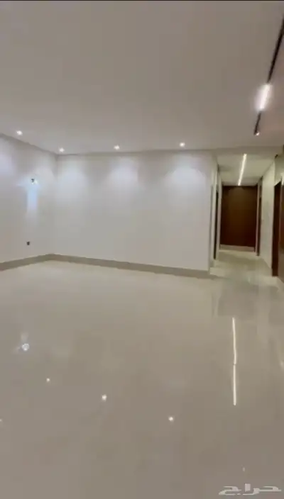 للإيجار تاون هاوس - حي طويق 4