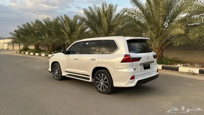 لكزس - LX570 سعودي مخزن 2021 تم للبيع مباع 4