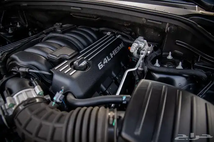 جراند شيروكي SRT ماكينة 6.4 16
