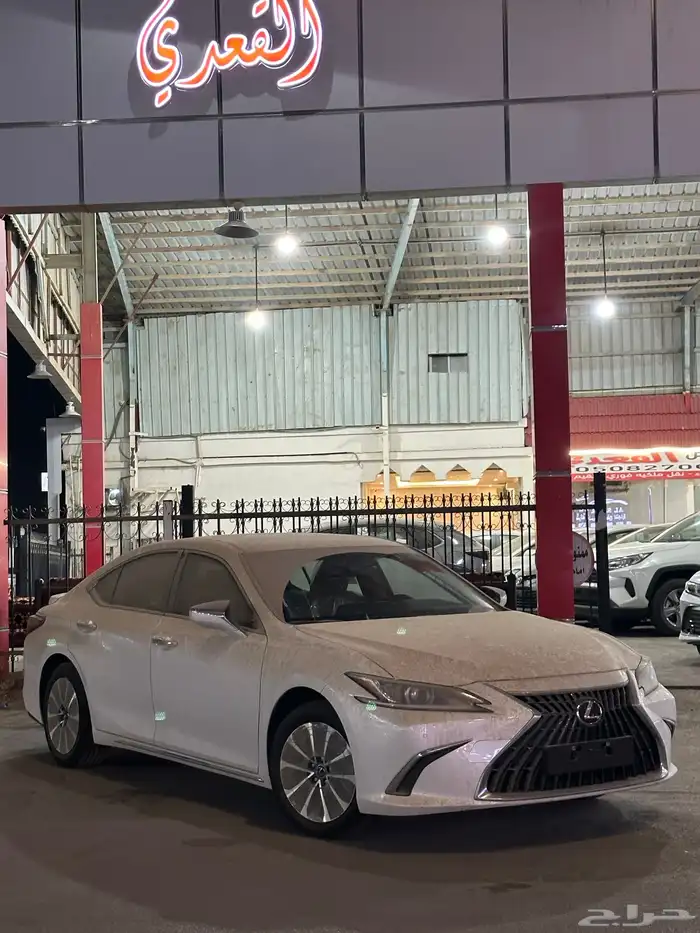 لكزس ES350 2025 تشغيل عن بعد 21