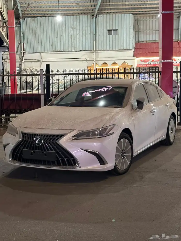 لكزس ES350 2025 تشغيل عن بعد 23