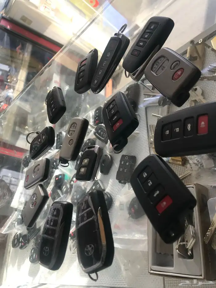 محل مفاتيح جده السامر فتح ابواب سيارات برمجة 4