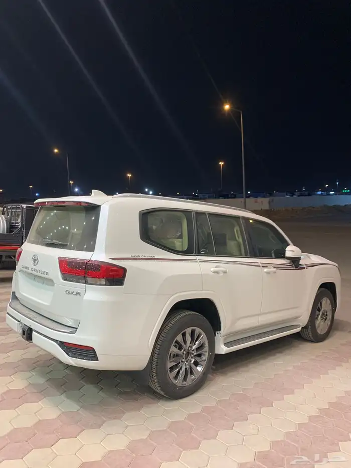 تويوتا لاندكروزر بريمي L4 2025 بطاقه جمركيه GXR 4