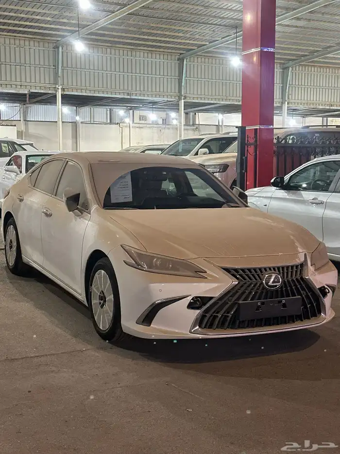 لكزس ES350 2025 تشغيل عن بعد 17
