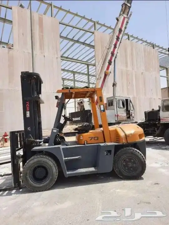 فوركلفت رافعة شوكية للايجار تاجير رافعات شوكية يومي شهري 20