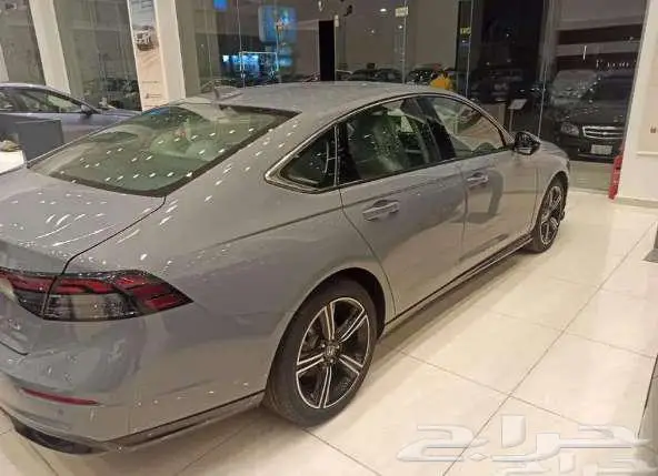 هوندا اكورد هايبرد فل 2023 كاش او تقسيط 4
