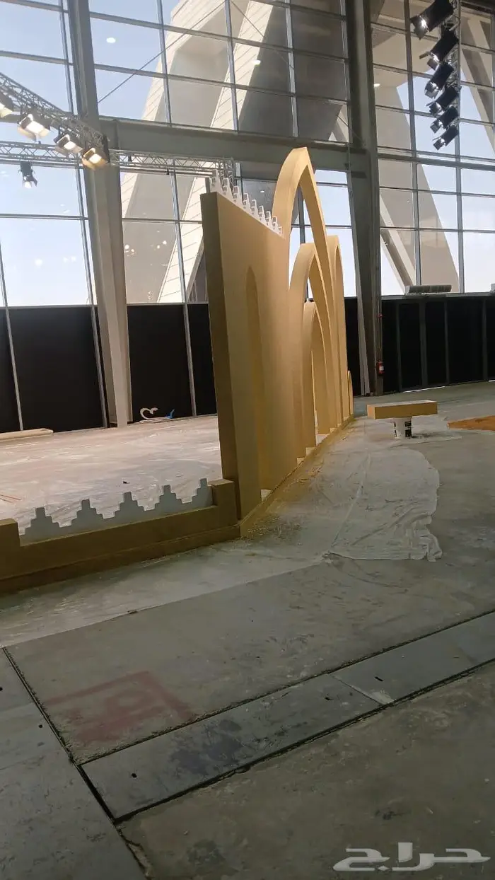 مجسمات فوم وفيبر وفليين 2