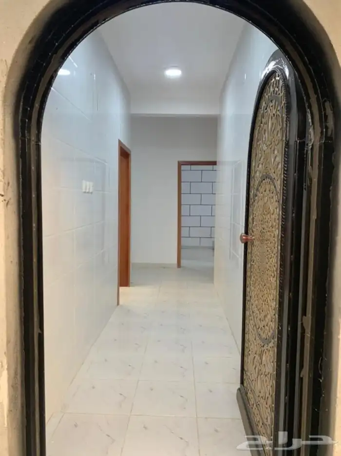 عمارة للبيع مع 4 ادوار كل دور شقتين 4