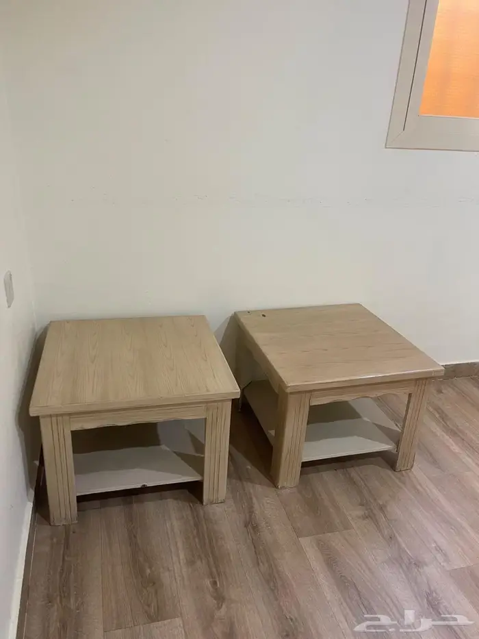 طاولات كبيره وصغيره العدد 2 بيج 2 بني 4