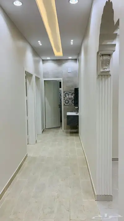 دور ثالث 7 غرف مساحة حول 400 سطح خاص فقط 630 11