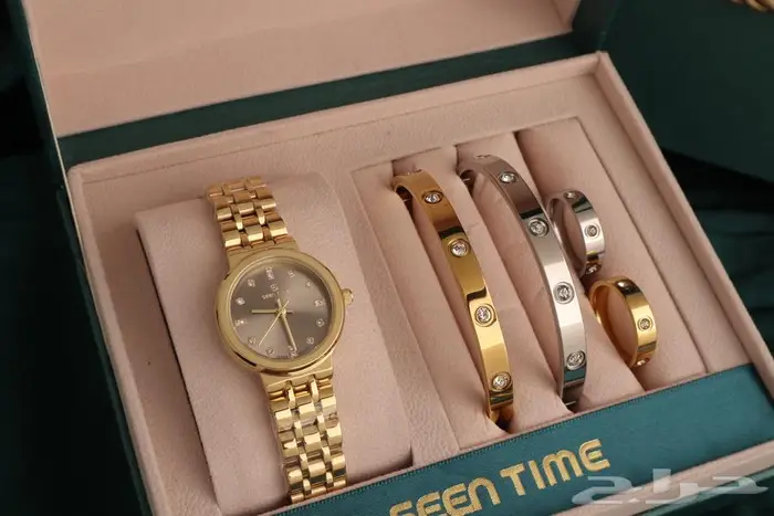 ساعات اطقم نسائيه 20