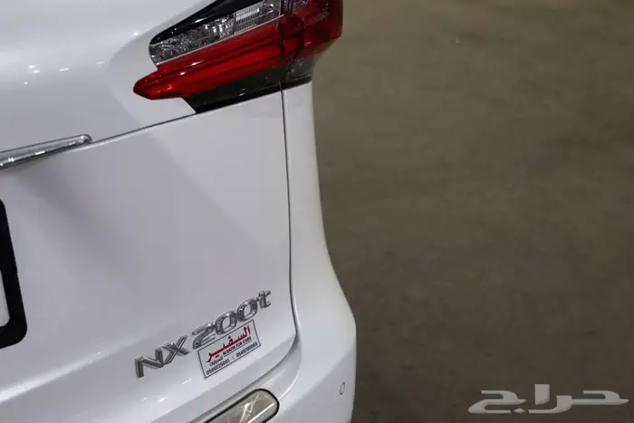 لكزس NX200t 2016 مخزن 8