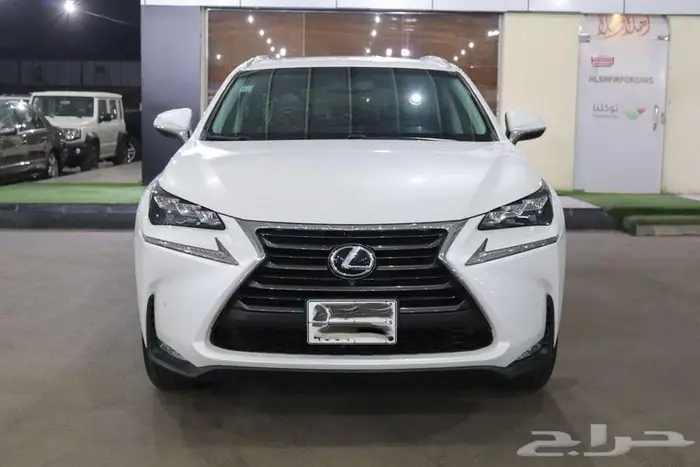 لكزس NX200t 2016 مخزن 1