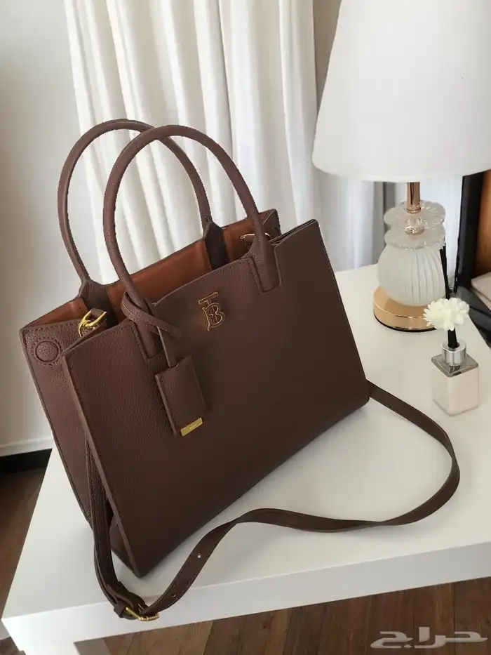 شنط ماركة بربري بسعر مخفض 2