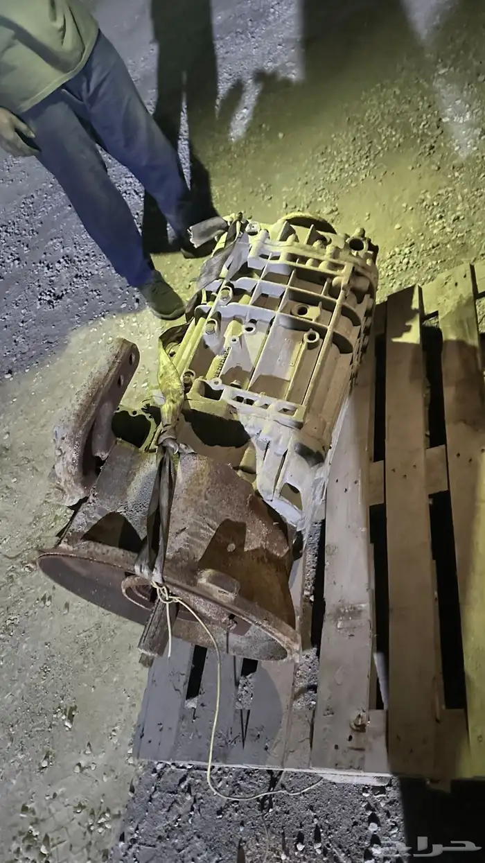 قير البي المنيوم جفاليه قطع غيار يحتاج توضيب موديل 91 0