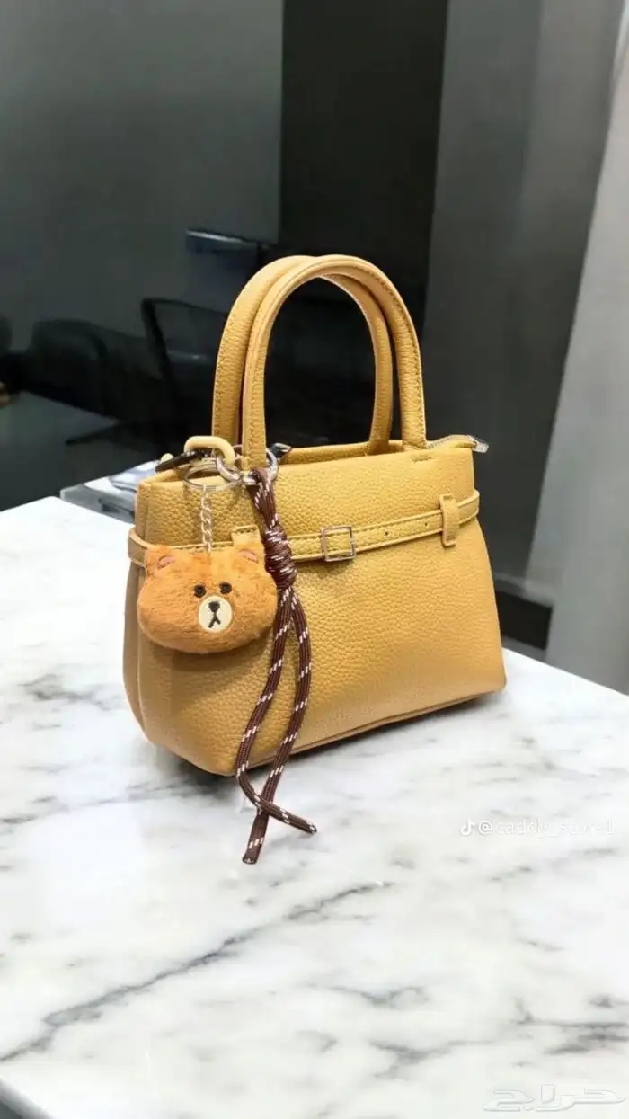شنط نسائيه جديده وفخمه باقل الأسعار 80 70