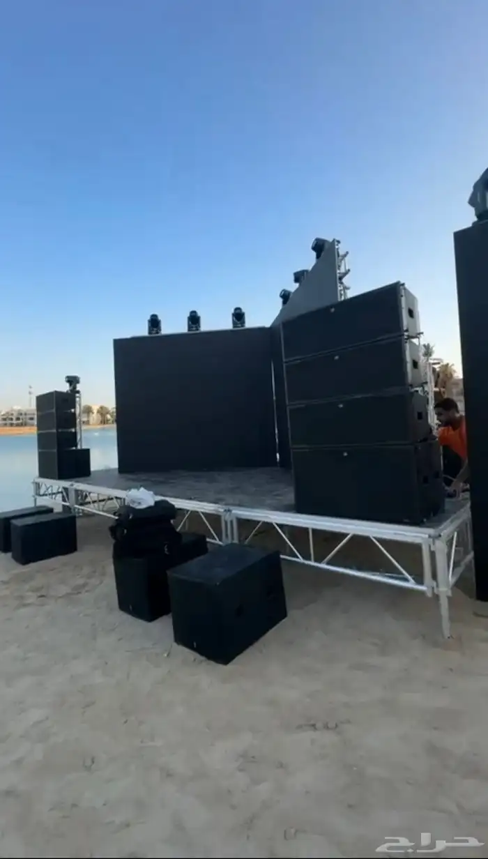 تأجير شاشات LED ومسرح وإضاءات وصوتيات 8