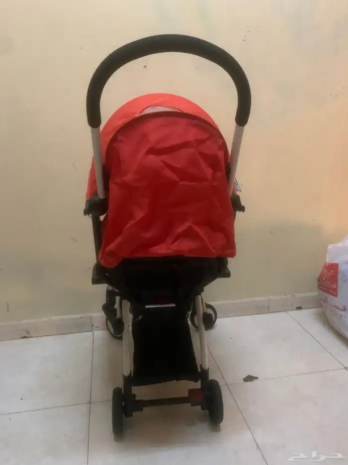 عربةاطفال فاخرة ميما زاري شبه جديدةوستوكي ويويو ودونا 14