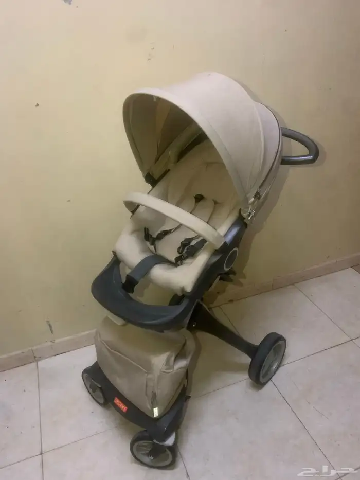 عربةاطفال فاخرة ميما زاري شبه جديدةوستوكي ويويو ودونا 6