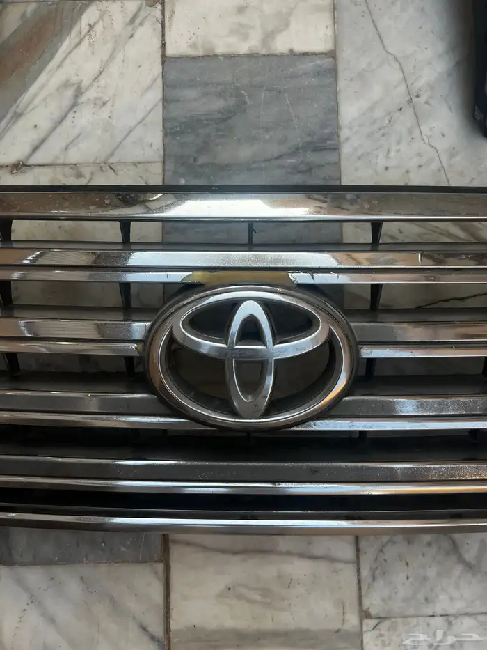 نسافات وشبك لاندكروزر 2015 ومراتب هدد خلفيه متقابله 2