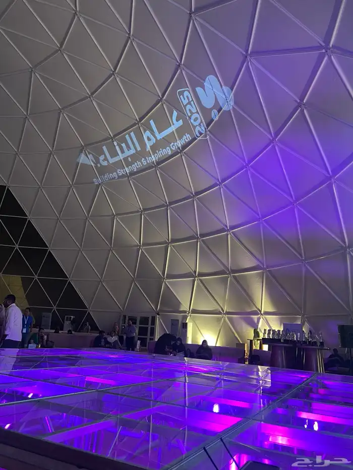 تأجير شاشات LED ومسرح وإضاءات وصوتيات 6