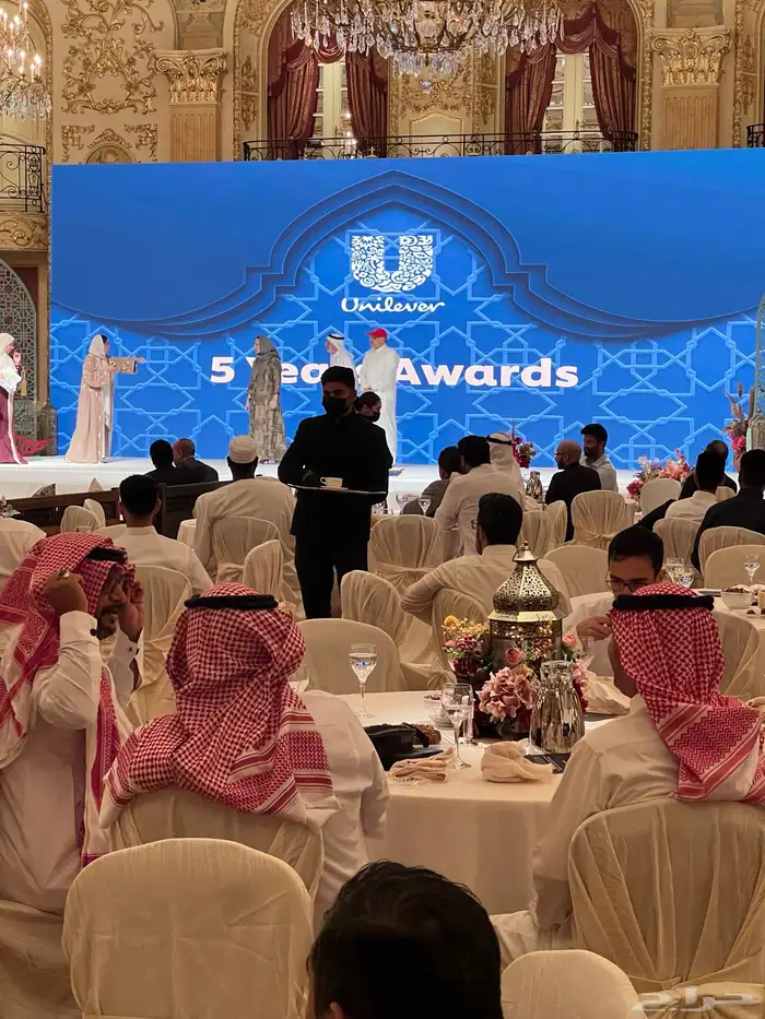 تأجير شاشات LED ومسرح وإضاءات وصوتيات 1
