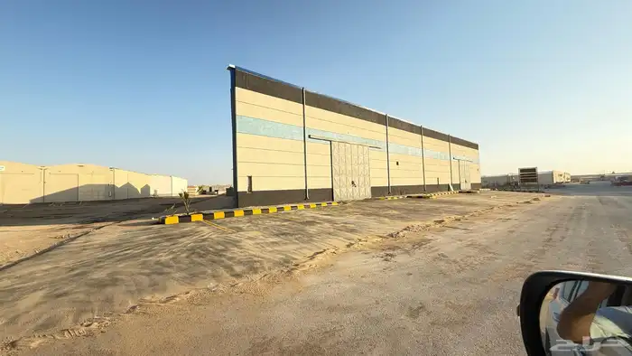 مستودع في حي الغنامية الرياض للايجار عدد 6جديدة خطورة متوسط 6