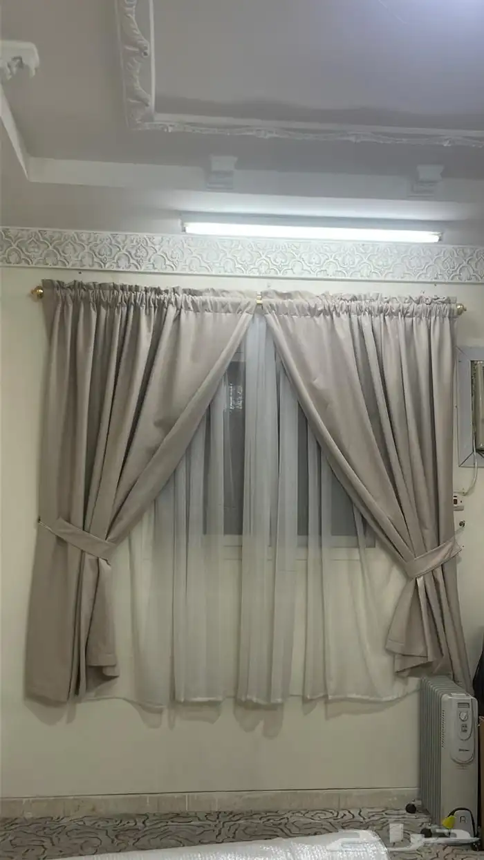 جلسه ارضيه مع ستاره وطاولات 1