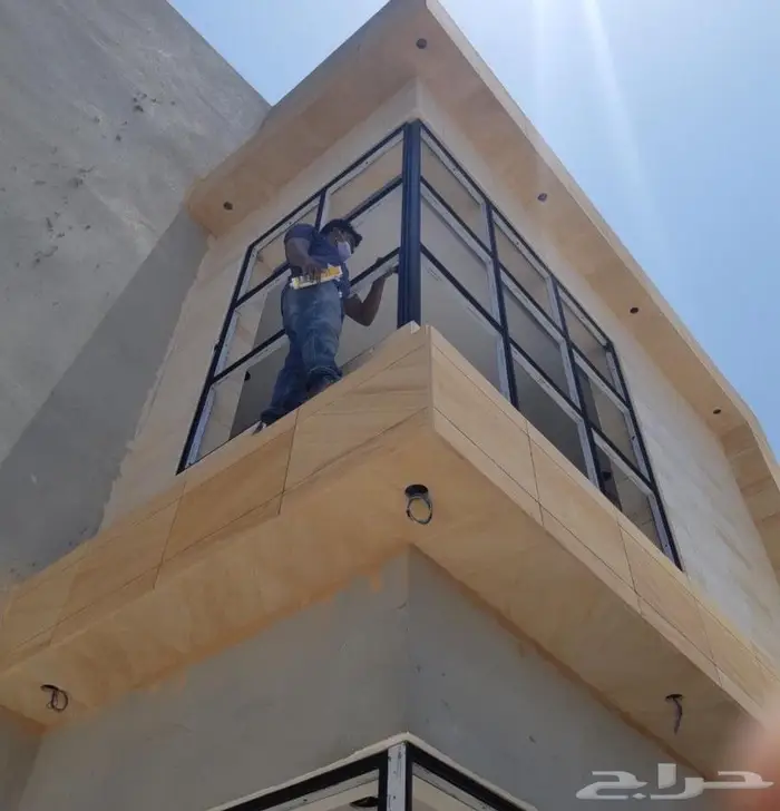 زجاج سكريت محايل عسير 9