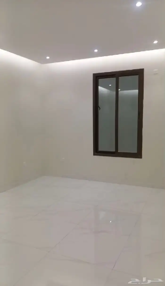 شقة للايجار حي البحيره الخبر 0