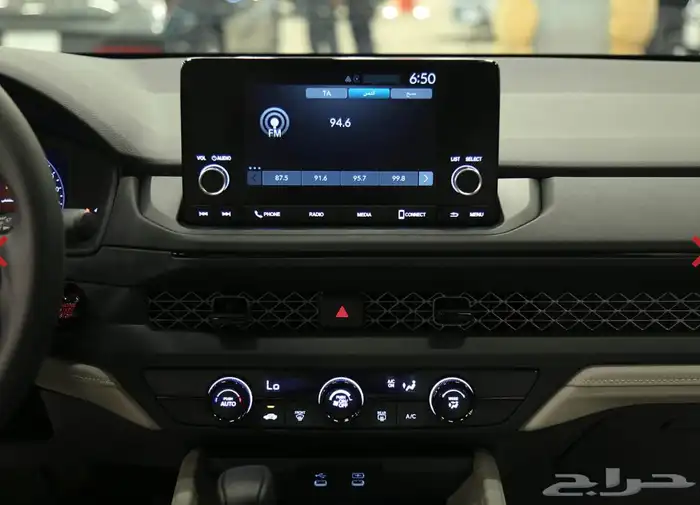 هوندا اكورد LX 2025 11