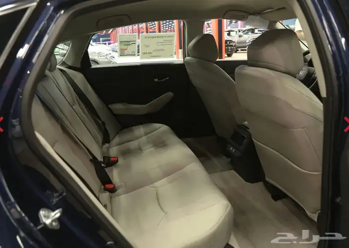 هوندا اكورد LX 2025 12