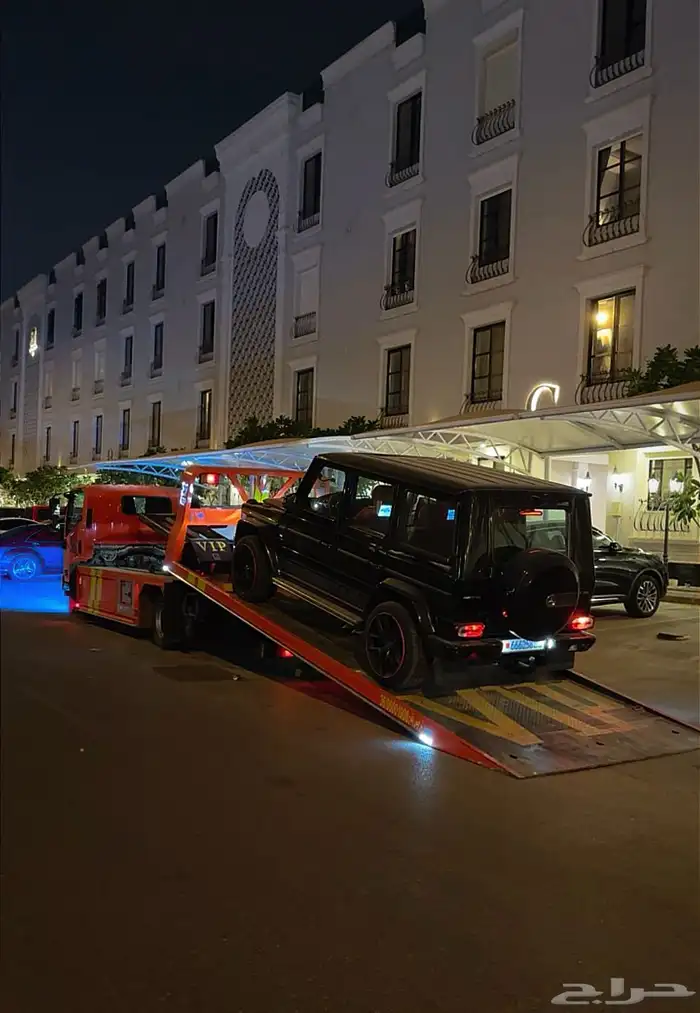 سطحه هذروليك موديل حديث متواجد في جده 1