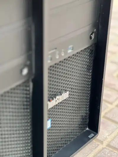 lenovo p410 RAM 96GB   monitor free 5