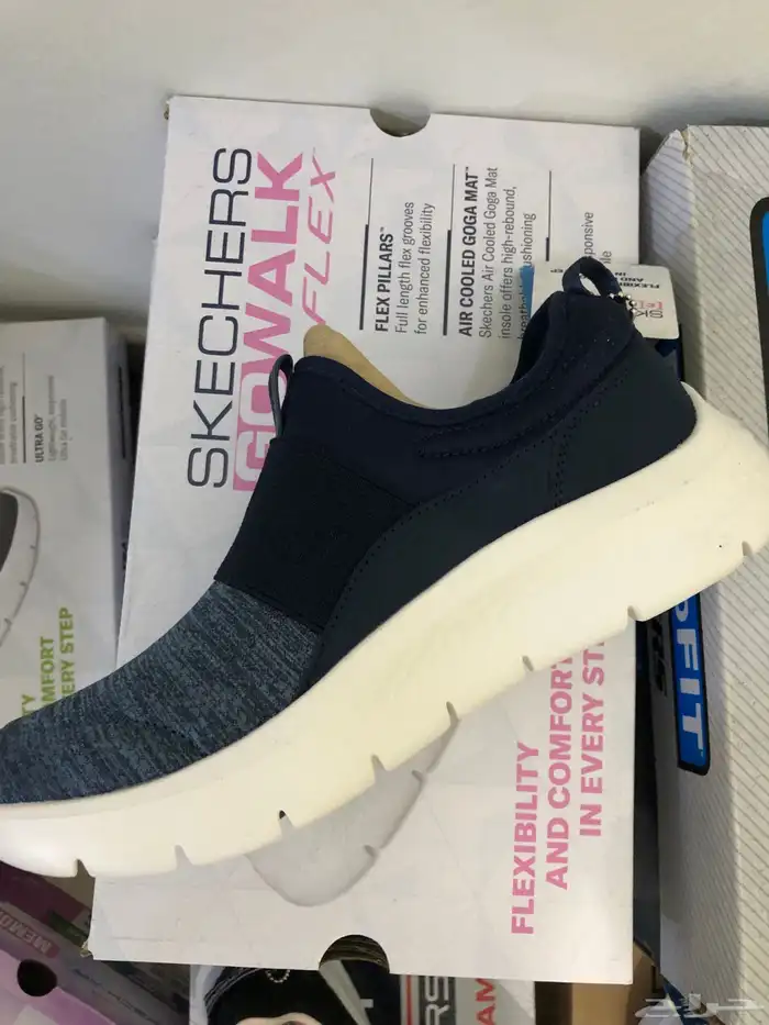 أحذية سكتشرز اصلي نسائية 17