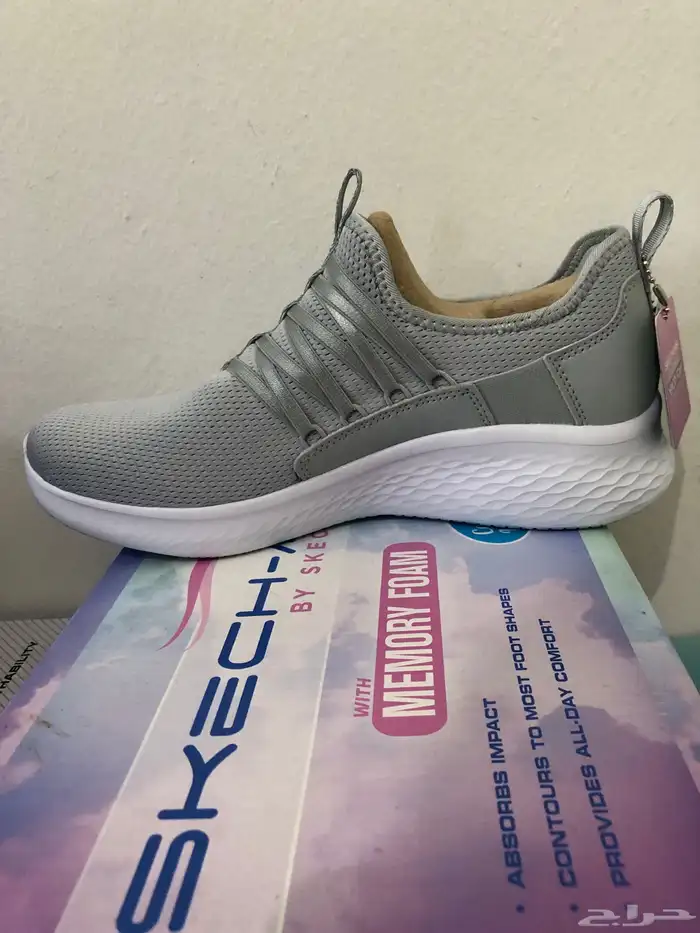 أحذية سكتشرز اصلي نسائية 4