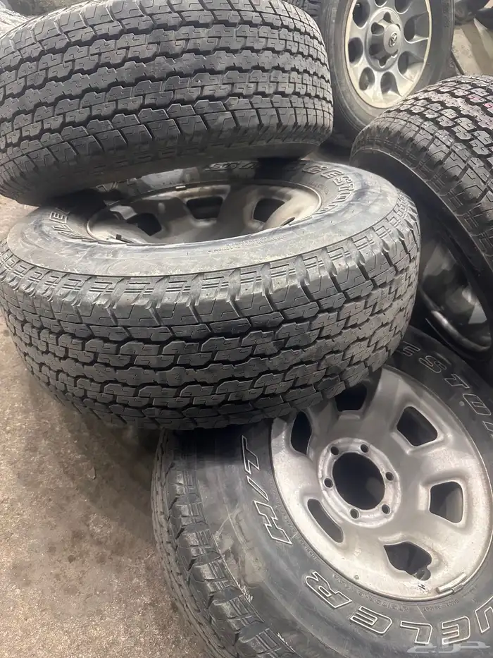 جنوط فتك مع كفرات برجستون 275 70 16 8
