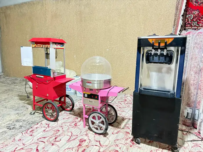 للبيع مكائن آيسكريم و غزل البنات و بوب كورن 0